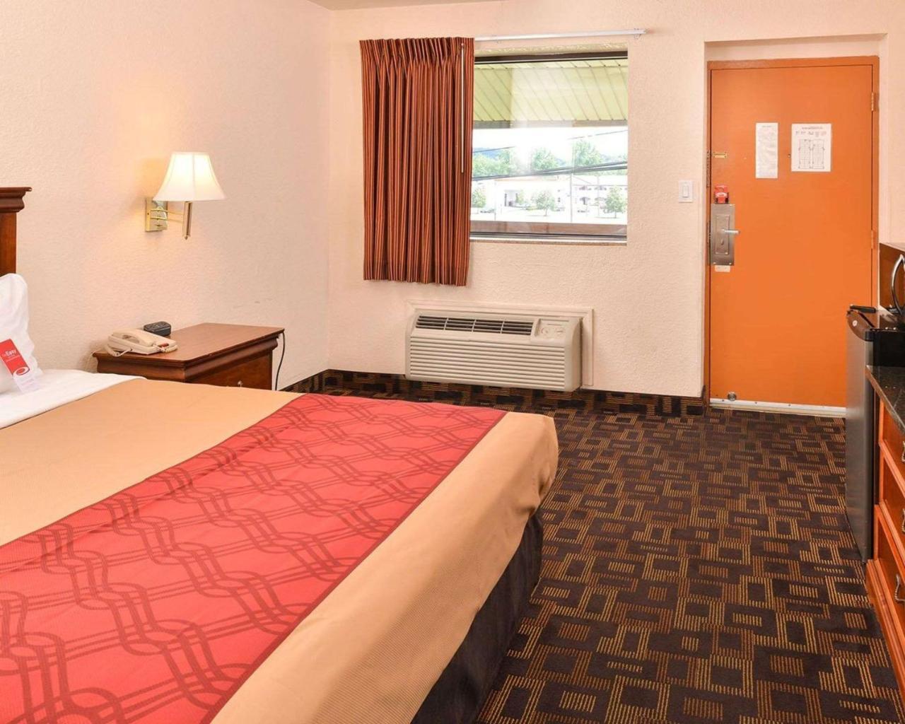 Bellmawr Economy Inn Bellmawr-Philadelphia Area Экстерьер фото